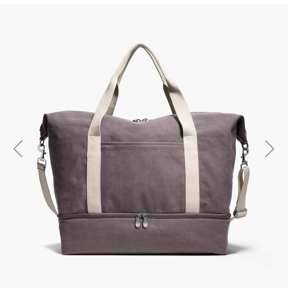 Lo & Sons Catalina Deluxe Weekender Duffle NWOT